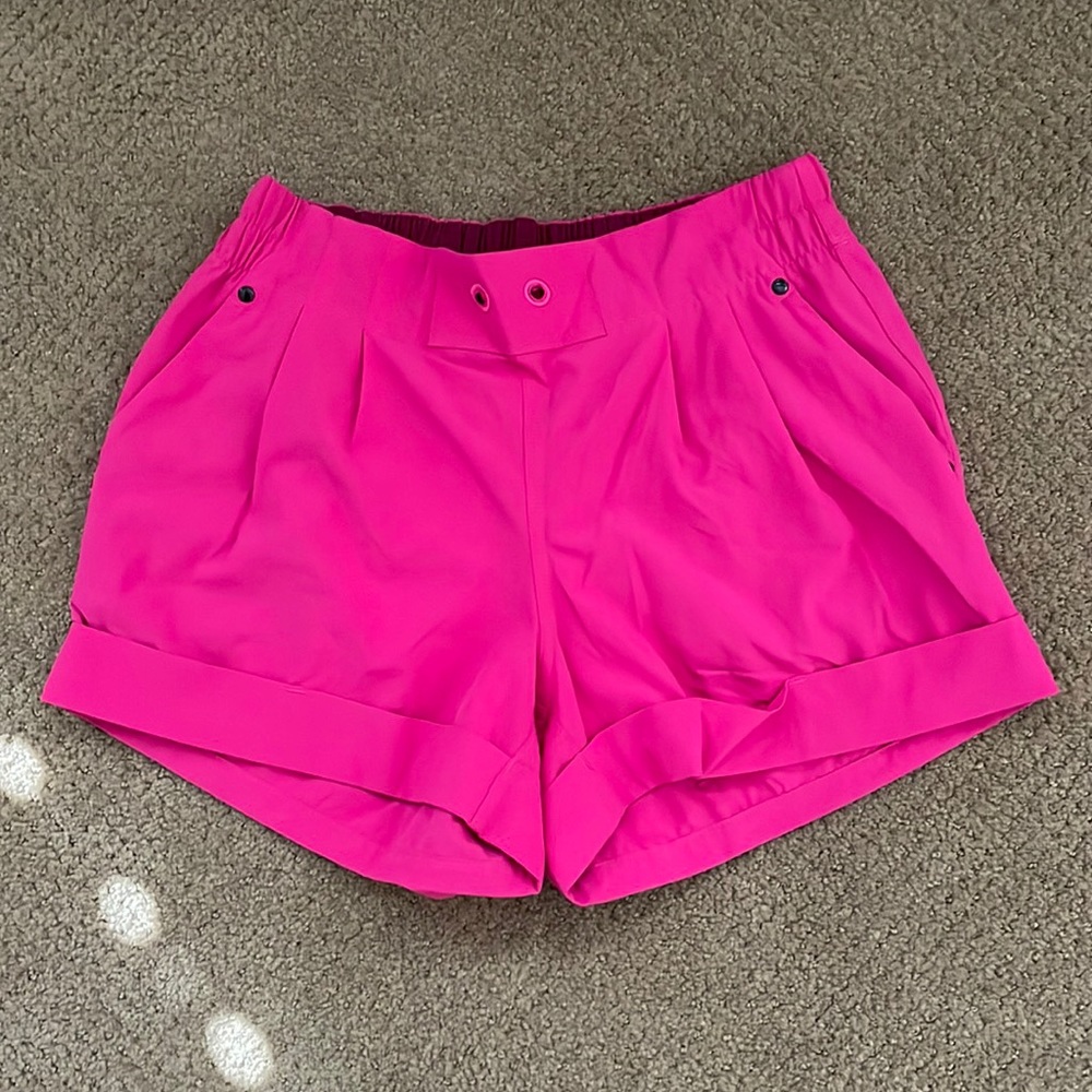 Lululemon Hot Pink Cuffed Shorts Size 4